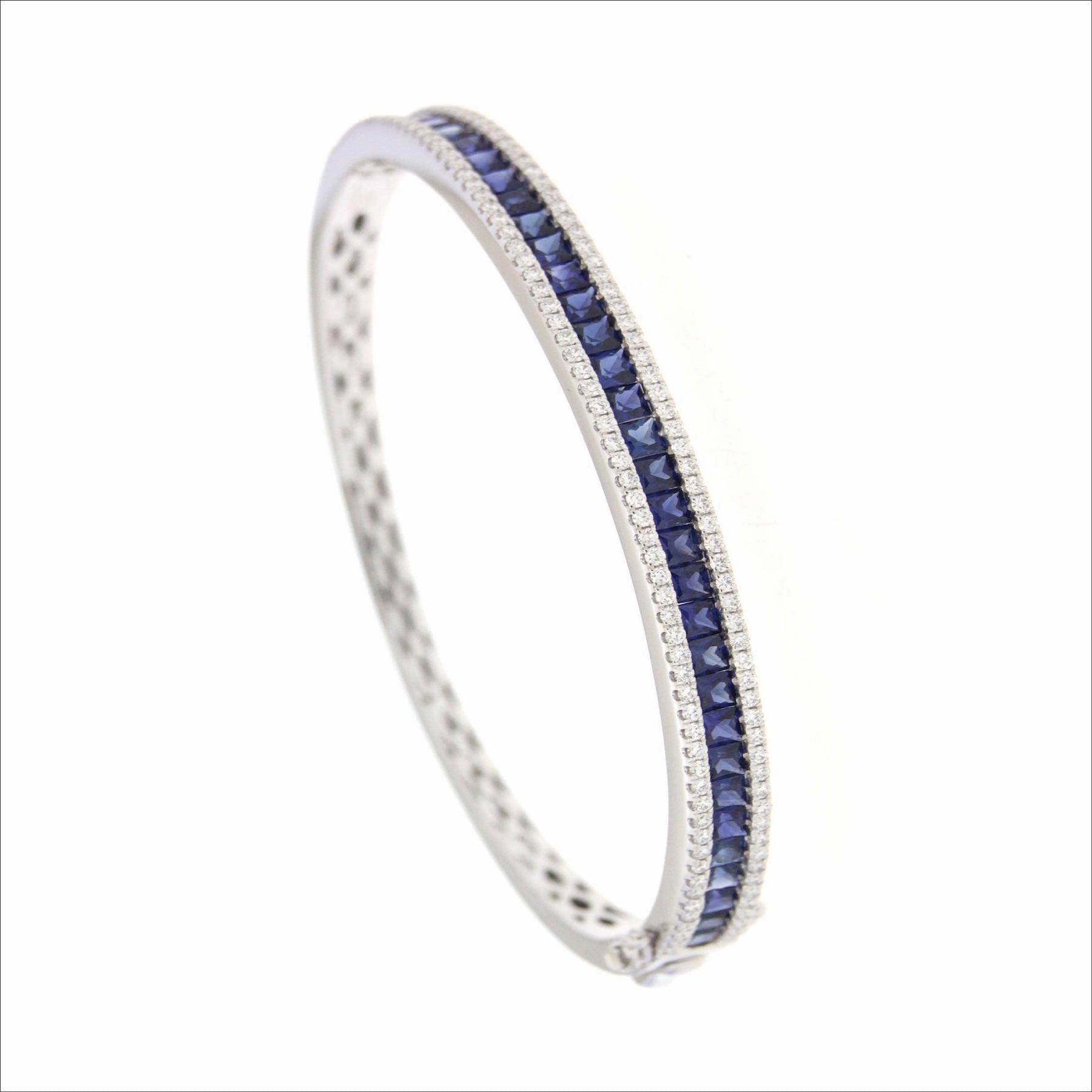 The Classics Diamond & Sapphire Bangle BNSP1606